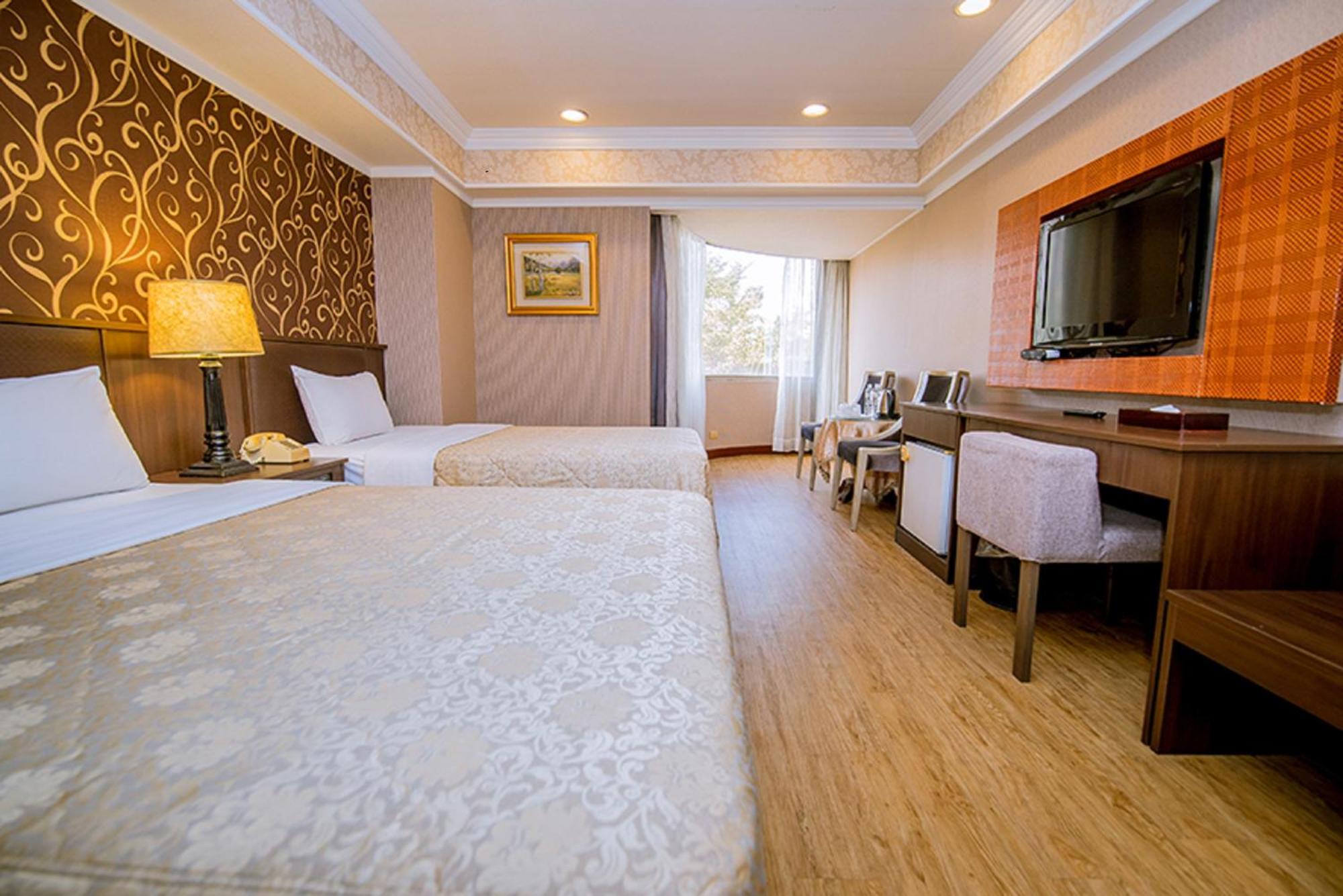 Hamilton Hotel Taichung Esterno foto