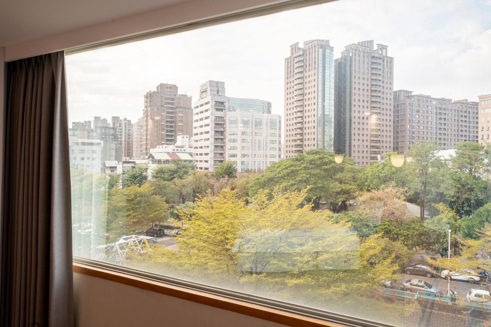 Hamilton Hotel Taichung Esterno foto